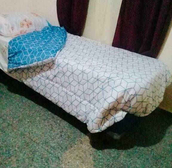 مبيت وإفطار Posada Mis Padres