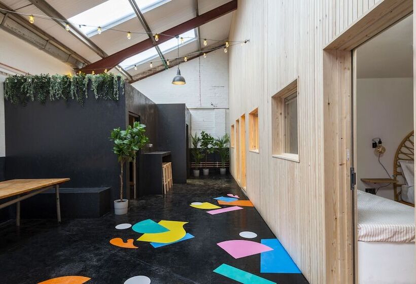هتل Coalshed