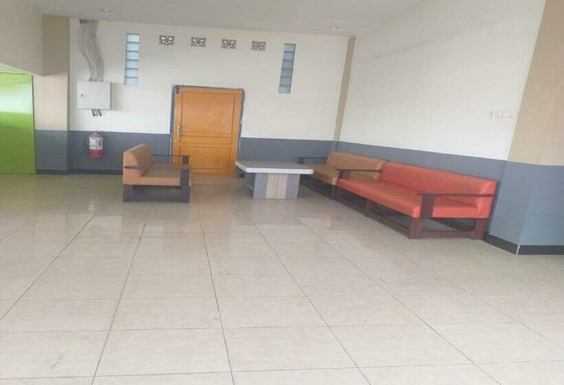 هتل Penginapan Anak Raja  Sampit Syariah