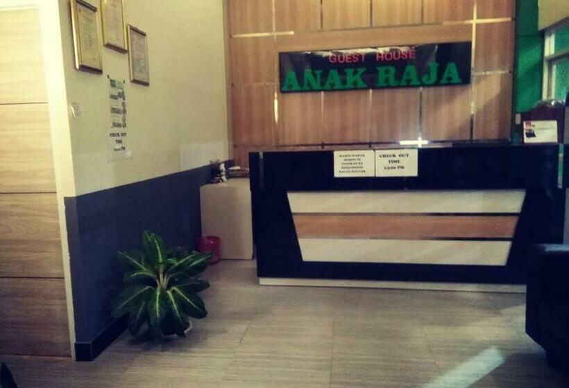 בית מלון כפרי Penginapan Anak Raja  Sampit Syariah