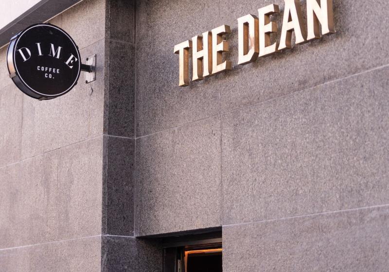 هتل The Dean Galway