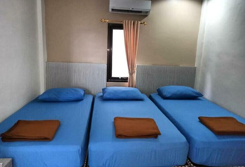 پانسیون Penginapan Anak Raja  Palangkaraya