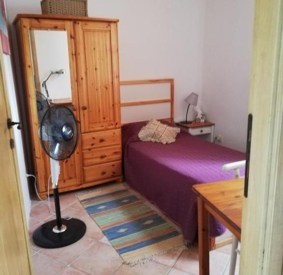 تختخواب و صبحانه Ca  Clémentine