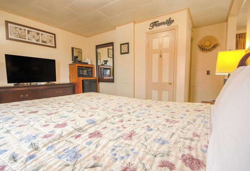 Sunflower Motel
