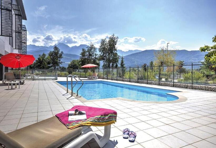 هتل Appart City Confort Grenoble Inovallée