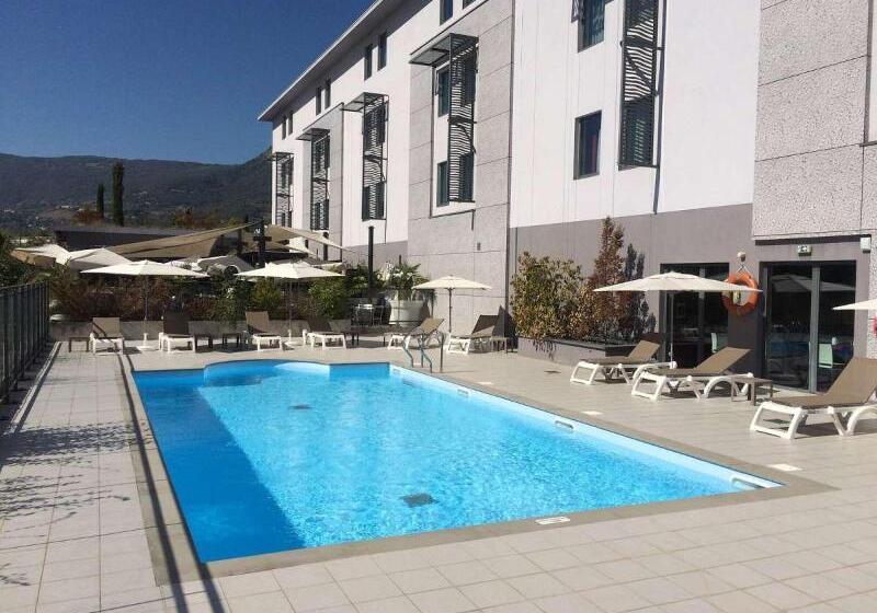 هتل Appart City Confort Grenoble Inovallée