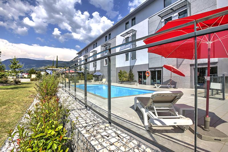 هتل Appart City Confort Grenoble Inovallée