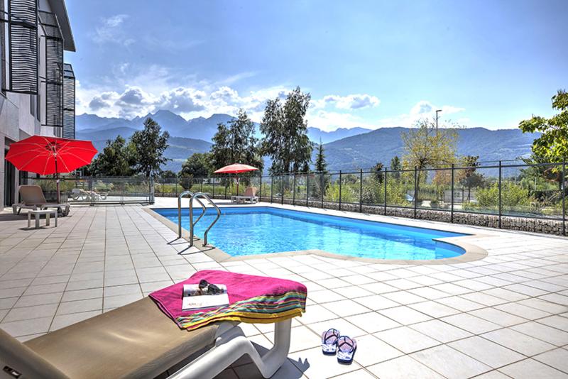 هتل Appart City Confort Grenoble Inovallée