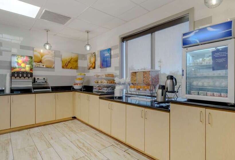 هتل Comfort Suites Stockbridge Atlanta South