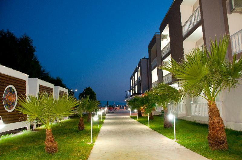 هتل Dogan Beach Resort & Spa