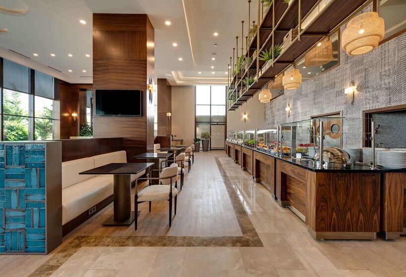 Doubletree By Hilton Hotel Van