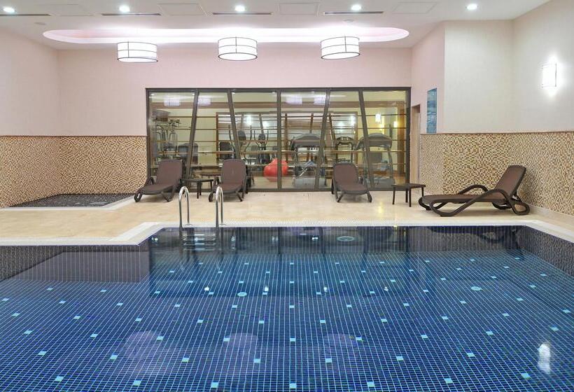 Doubletree By Hilton Hotel Van