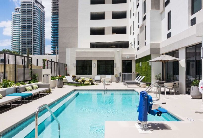 Fotos del hotel Hampton Inn & Suites Miami Wynwood Design District, Fl:  24