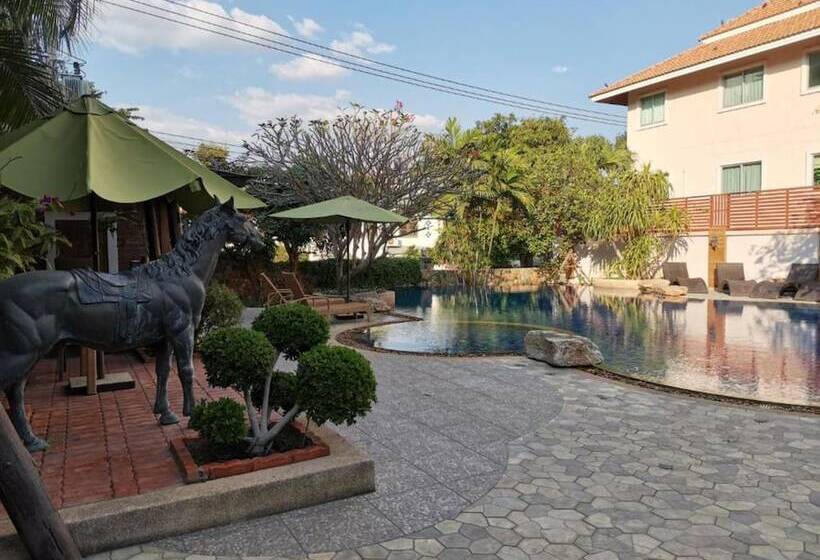 Fotos del hotel Harmony Inn:  24