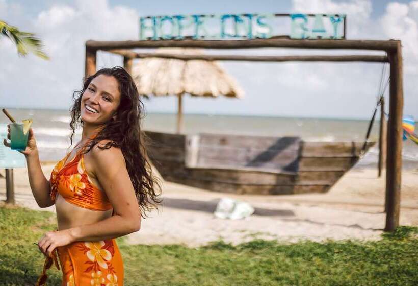 בית מלון כפרי Hopkins Bay Belize a Muy'Ono Resort
