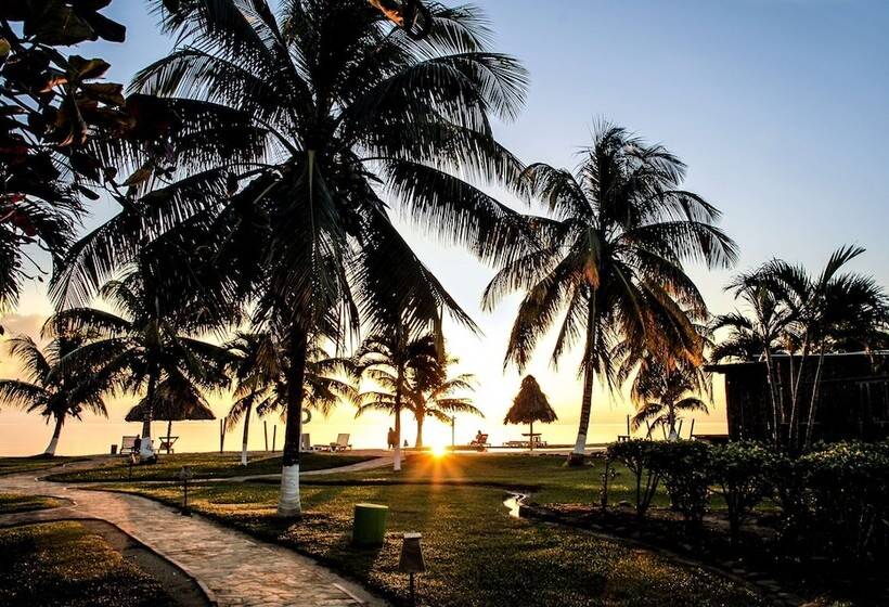 בית מלון כפרי Hopkins Bay Belize a Muy'Ono Resort