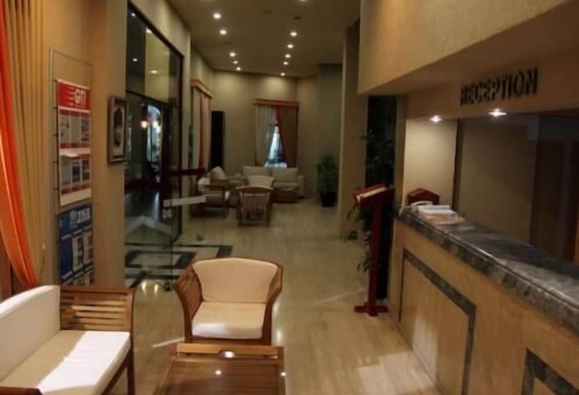Hotel Idyros