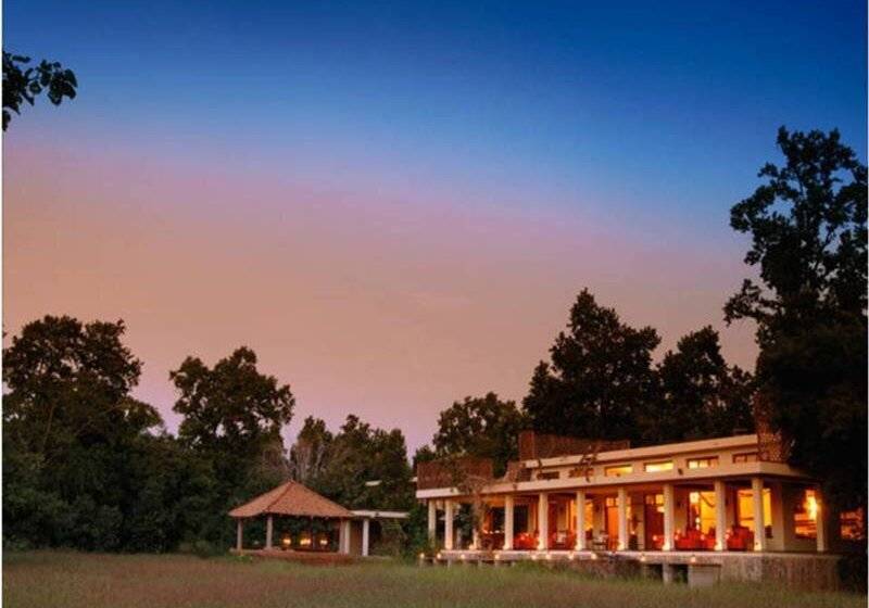 호텔 Mahua Kothi Bandhavgarh - A Taj Safari Lodge