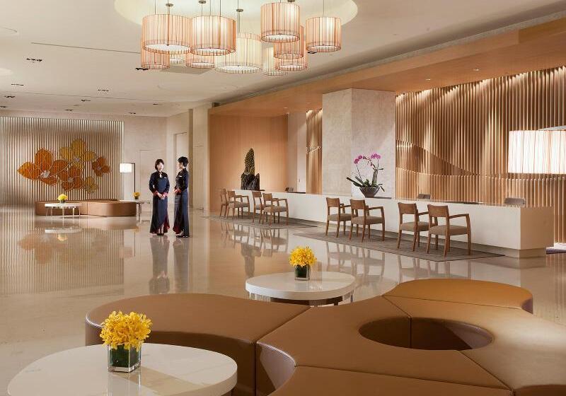 هتل Millennium  Taichung