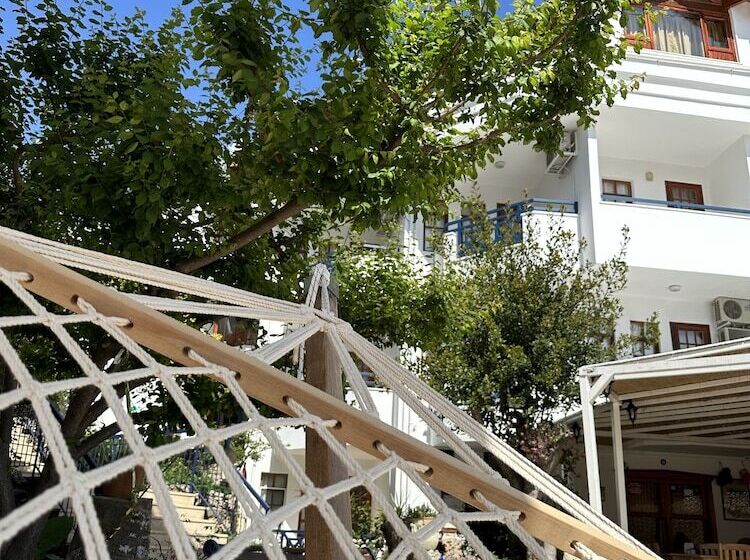 هتل Naturella Apart