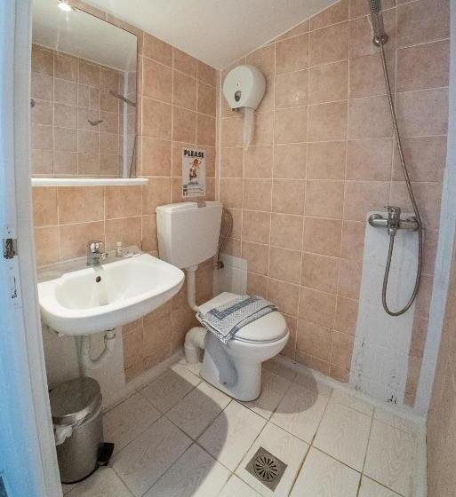 בית מלון כפרי Paradise Beach Resort