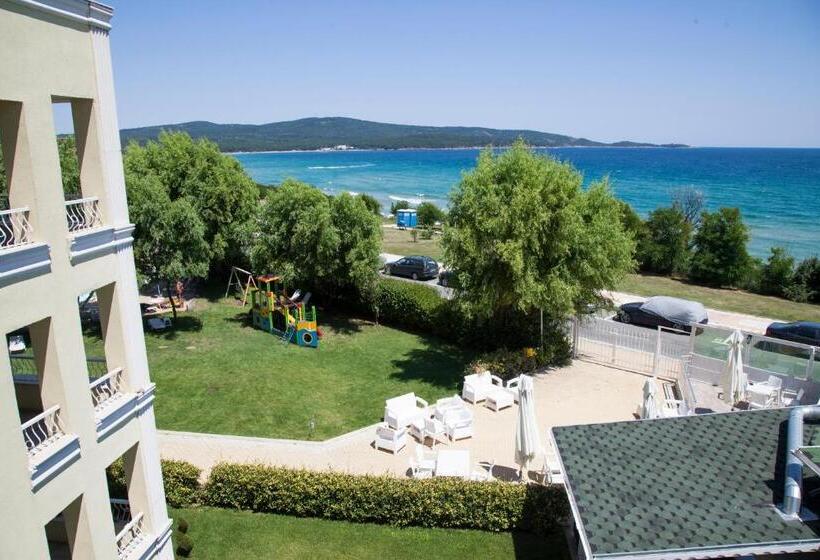 هتل Perla Beach Luxury   All Inclusive & Free Beach Access