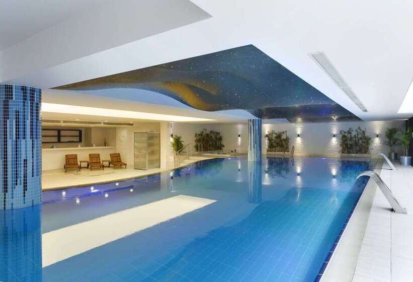 호텔 Ramada Plaza By Wyndham Izmit