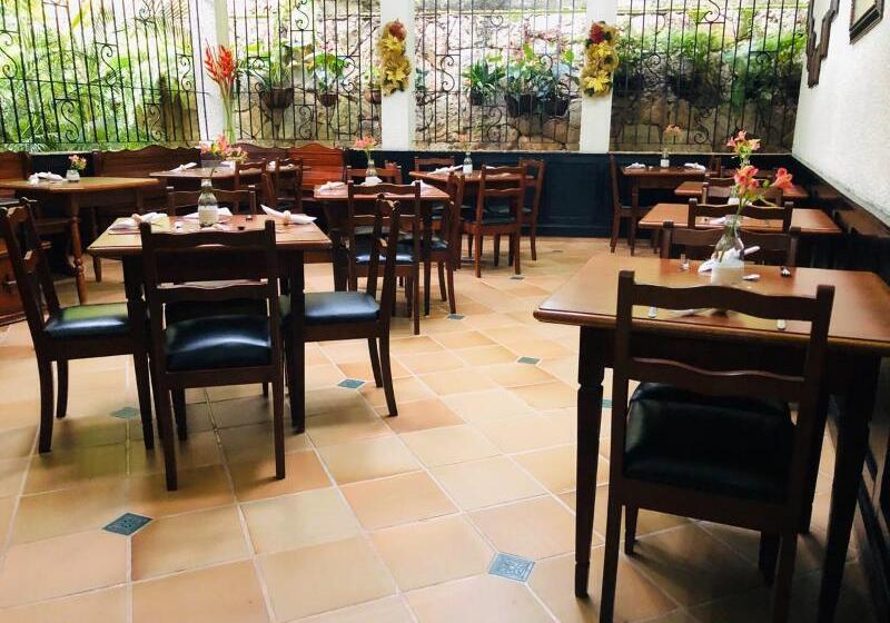 Fotos del hotel Stein Colonial:  14