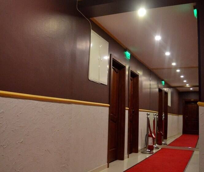 هتل Super 8