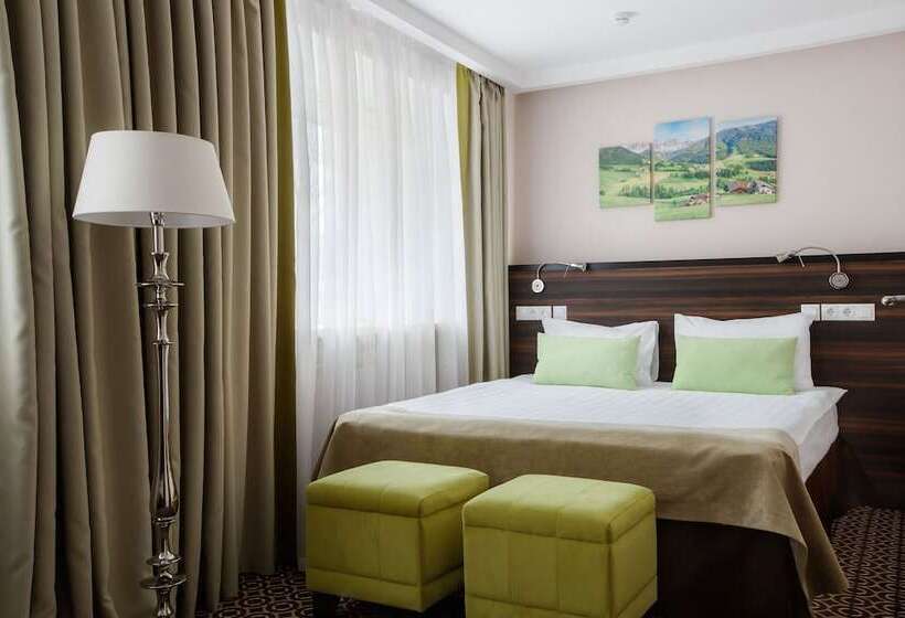 בית מלון כפרי Ural