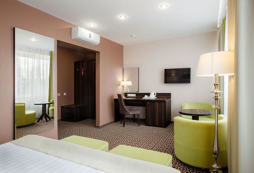 בית מלון כפרי Ural