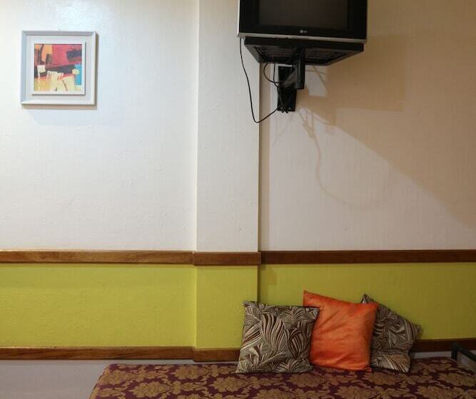 ホテル Villa Manuel Tourist Inn