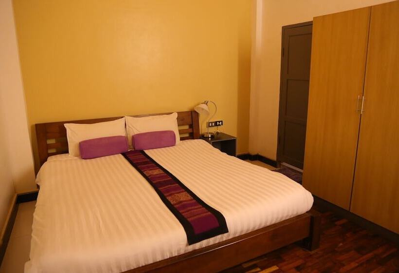New Ihouse Hotel   Hostel