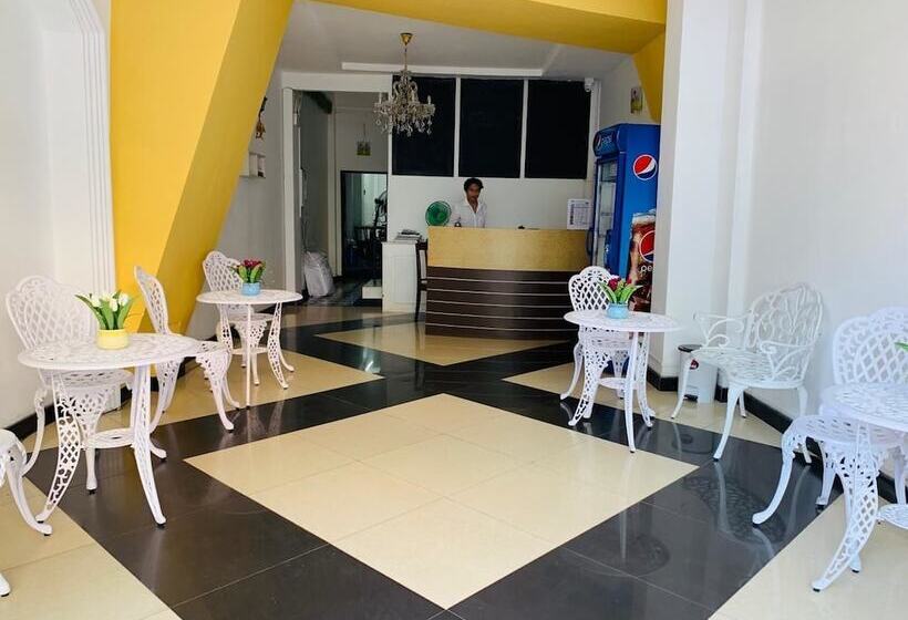 New Ihouse Hotel   Hostel