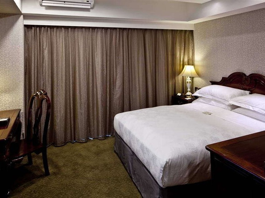 Royal Seasons Hotel Taichung Zhongkang