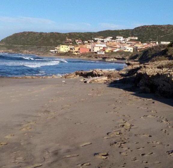 تختخواب و صبحانه Garden Relais