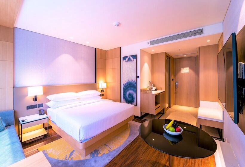 هتل Courtyard By Marriott Vadodara