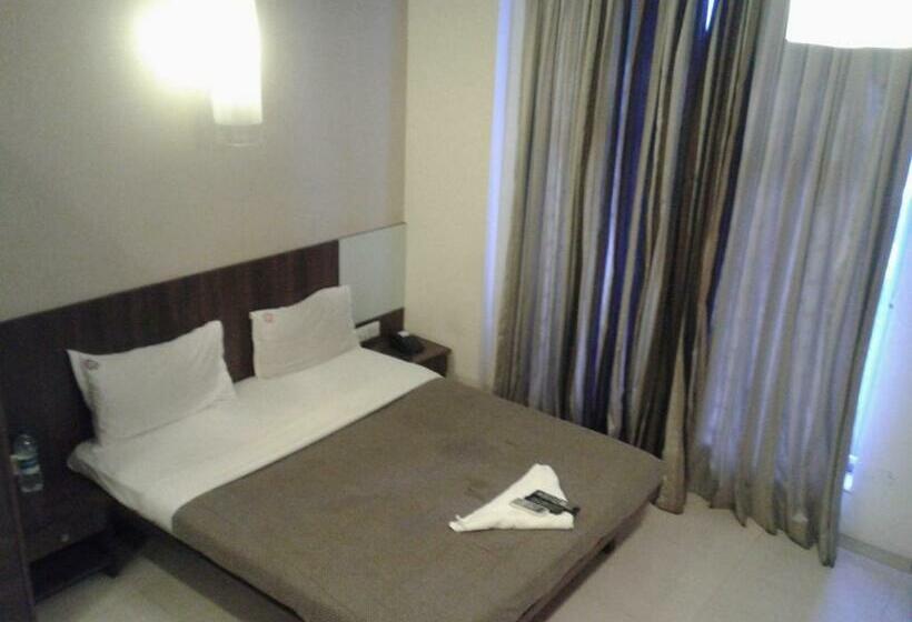 فندق Krishna International