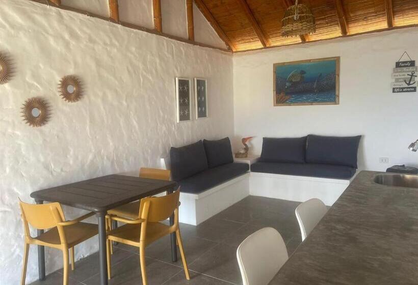 هتل Marina Bungalows
