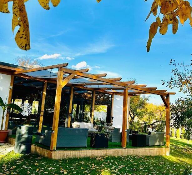 پانسیون Agropa Garden