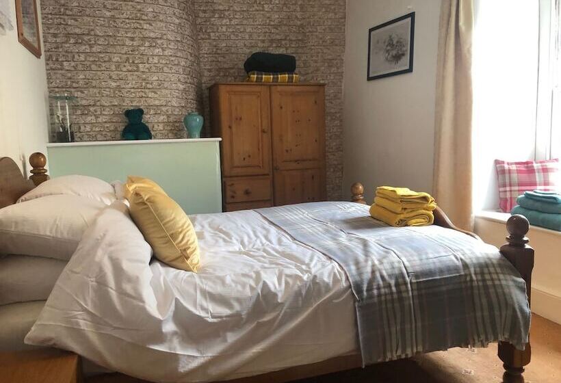 旅馆 The Horseshoe Inn