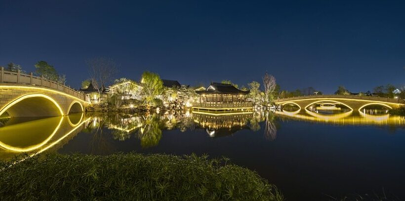هتل Doubletree By Hilton Yancheng Dayangwan