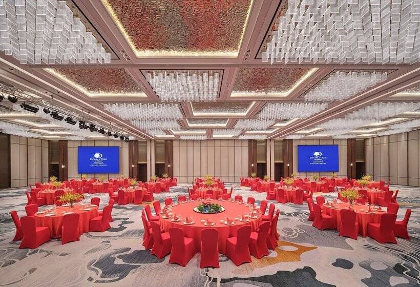 هتل Doubletree By Hilton Yancheng Dayangwan