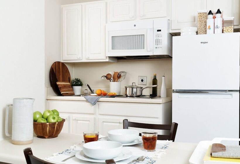 هتل Intown Suites Extended Stay Oklahoma Ok – Edmond