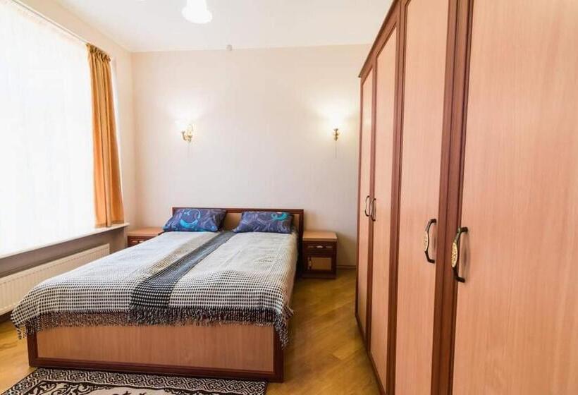 בית מלון כפרי Koncha Zaspa Spa