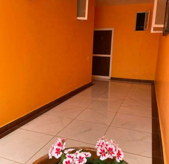 فندق Suave Patria