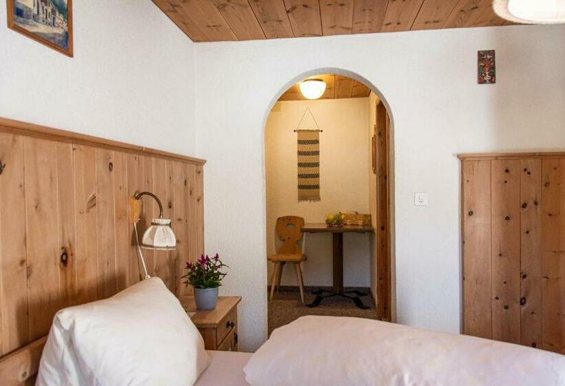 ベッドアンドブレックファースト Alpina Hotel Apartments