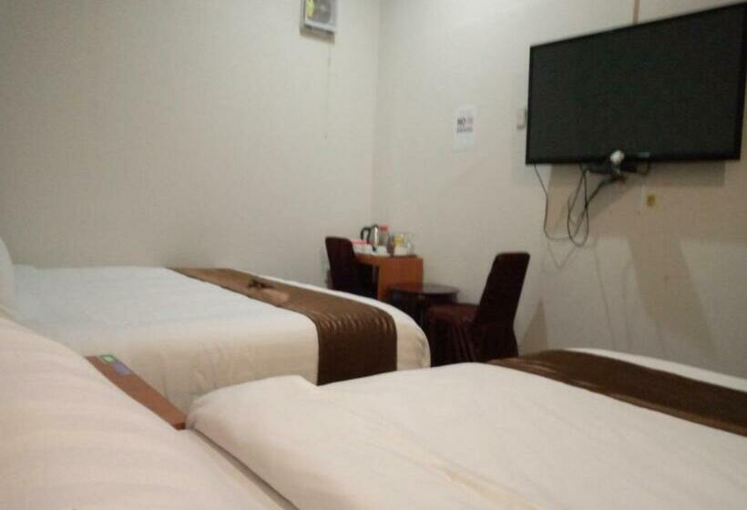 هتل Belangi Syariah Taakengon Mitra Reddoorz