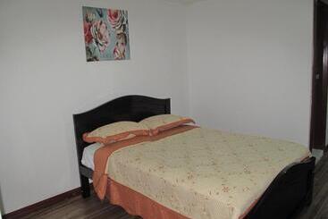 هتل Hostal El Rio