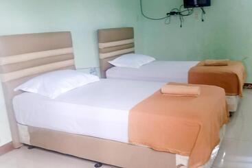 هتل Sutomo Indah Homestay Syariah Mitra Reddoorz